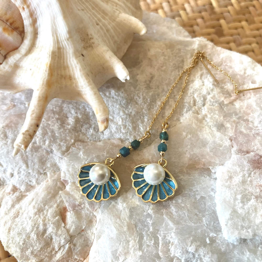 Gold Shell Pendant & Paraiba Blue Tourmaline Thread Earrings