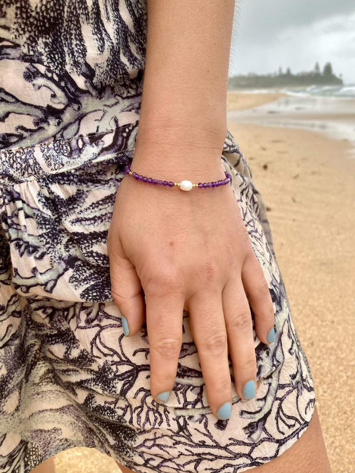 Amethyst, Pearl & Gold Bracelet