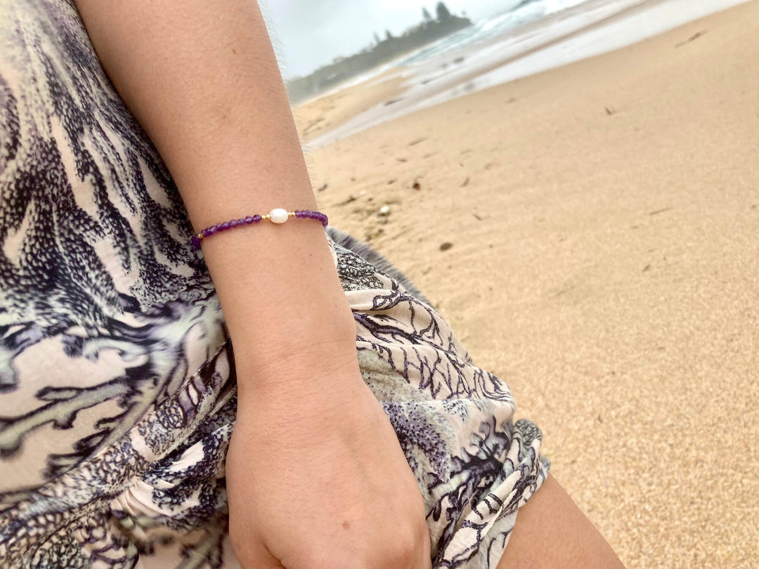 Amethyst, Pearl & Gold Bracelet