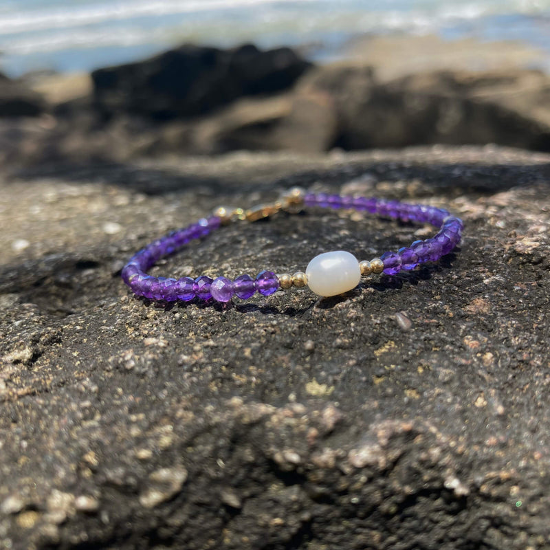 Amethyst & pearl Bracelet for healing