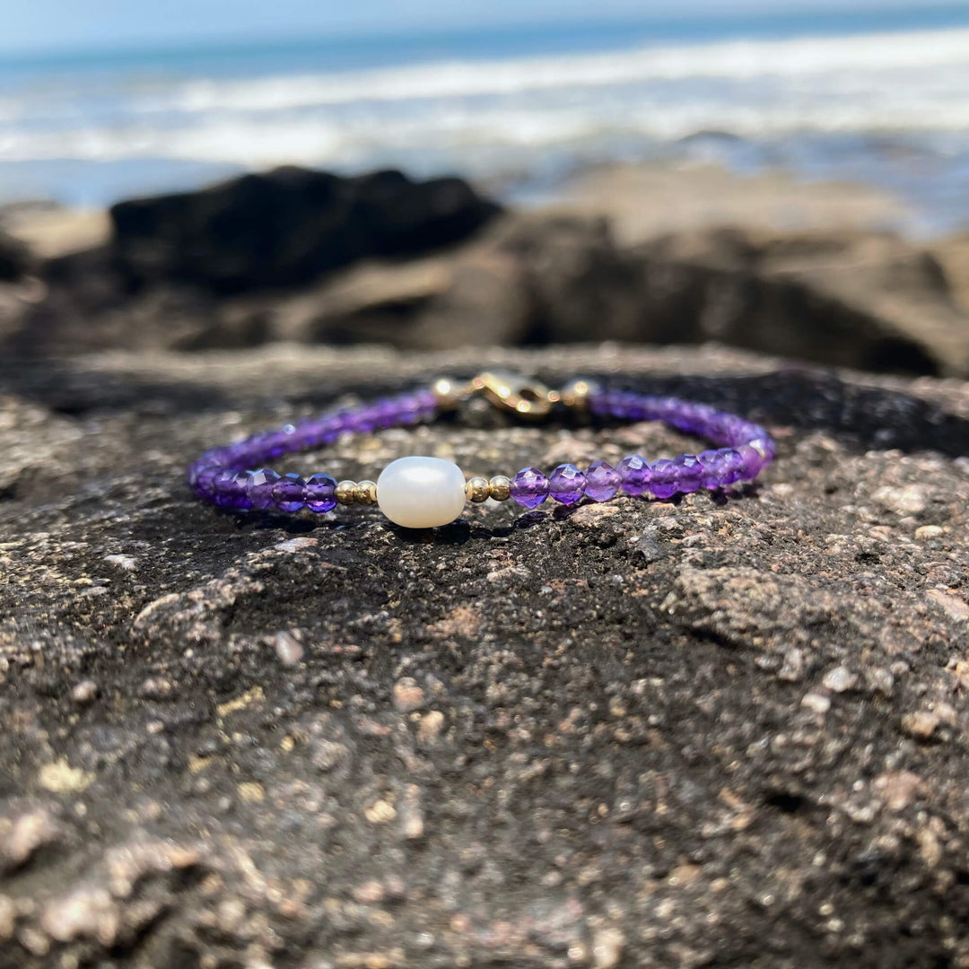 Amethyst & pearl gold crystal Bracelet