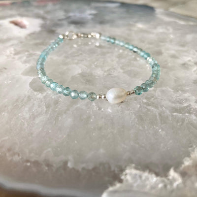 Apatite & Pearl bracelet for ladies