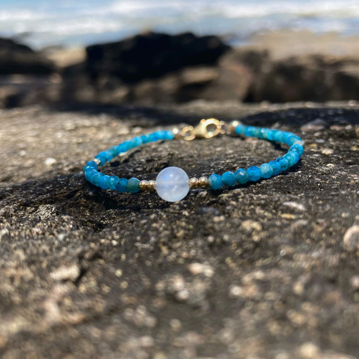 Apatite & moonstone gold bracelet for healing