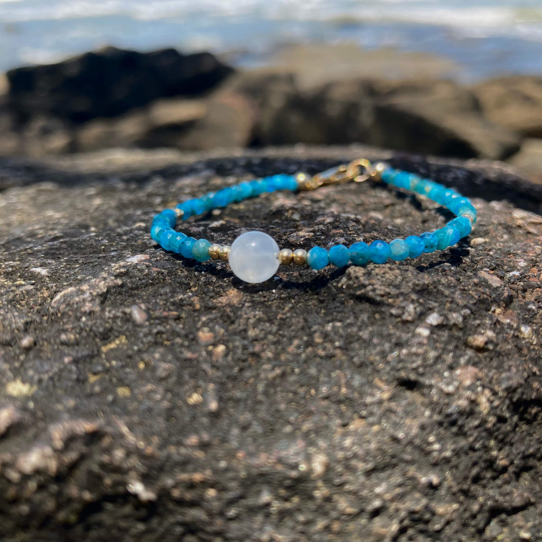 Apatite & moonstone gold ladies bracelet