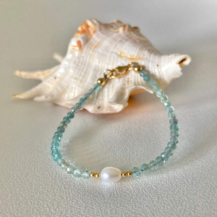 Atlantis healing Apatite, pearl gold bracelet