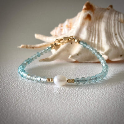 Atlantis Apatite, pearl gold bracelet