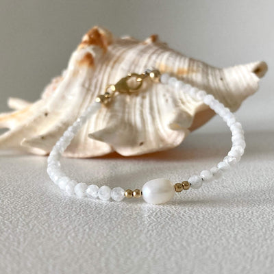 Atlantis moonstone & pearl gold healing bracelet