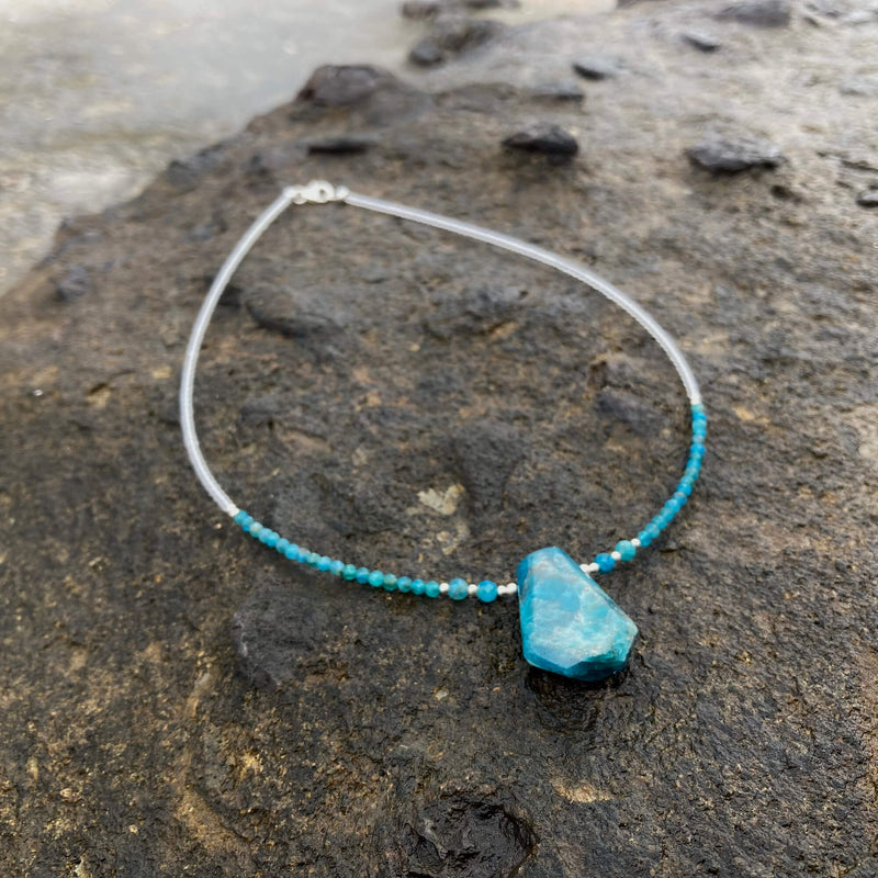 Atlantis Pendant Necklace for empowerment