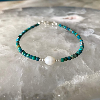 Azurite & Pearl healing crystal Bracelet 