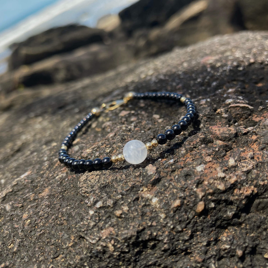 Black Tourmaline, moonstone & gold ladies healingbracelet