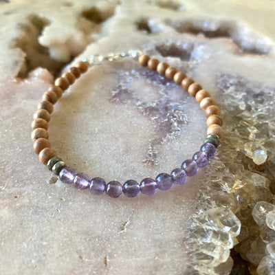 Crown chakra healing crystal bracelet