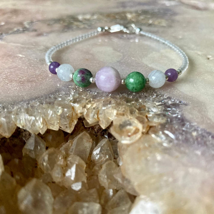 Feel to heal bracelet