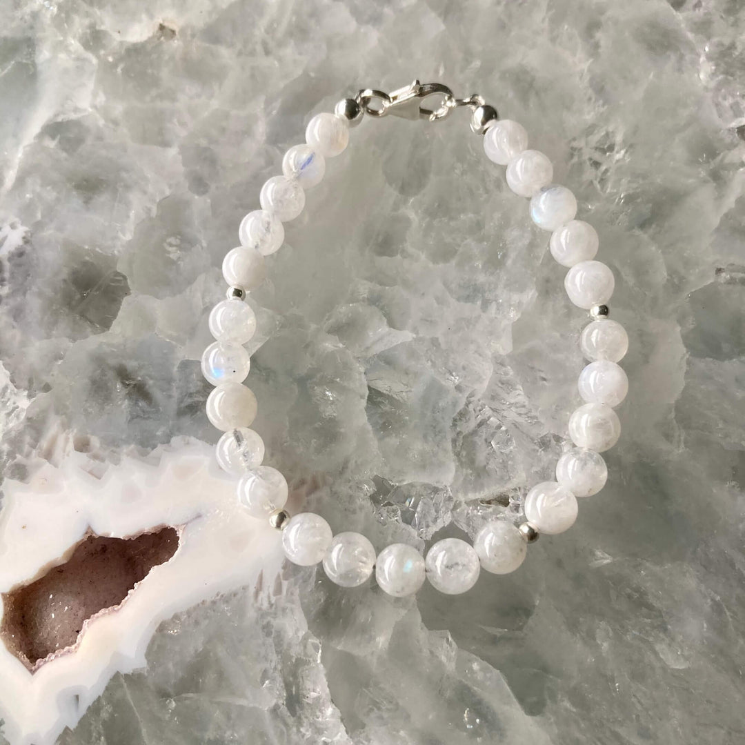 La Luna love Moonstone ladies healing bracelet