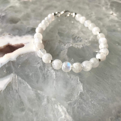 La Luna love Moonstone healing crystal bracelet