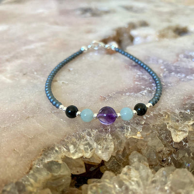 Ladies aquarius zodiac bracelet for healing 