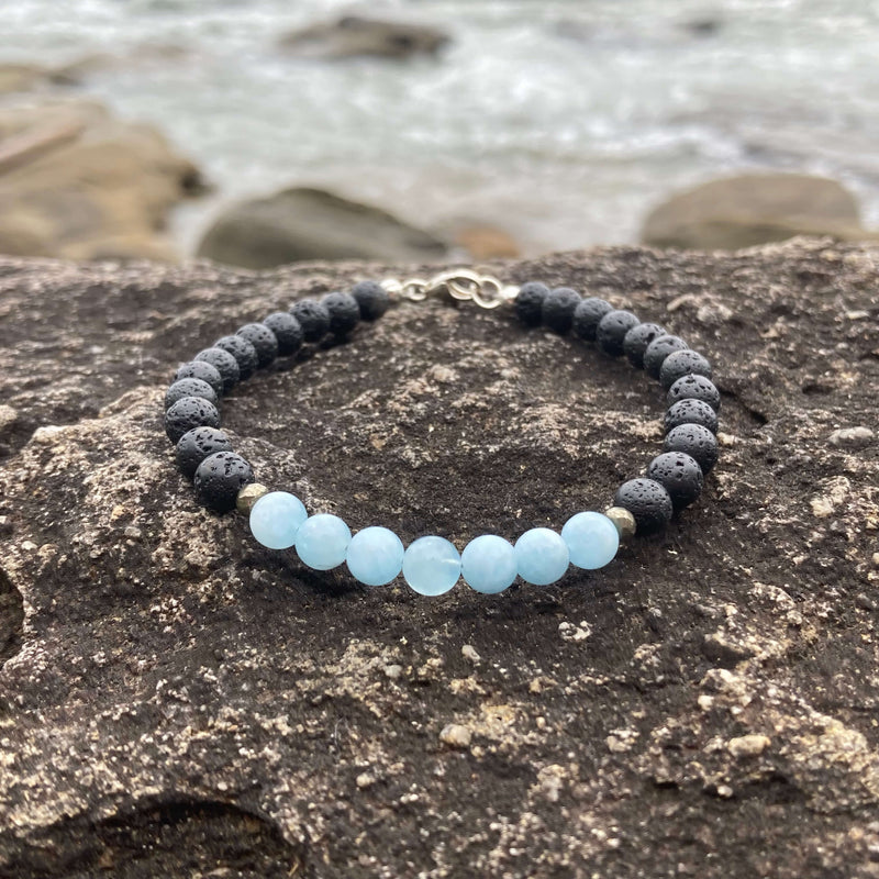 Aquamarine and Howlite Healing Crystals Gemstone Bracelet –  EssentialJewelry4u