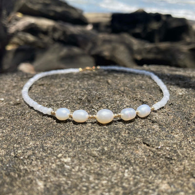 Moonstone Pearl Gold Necklace