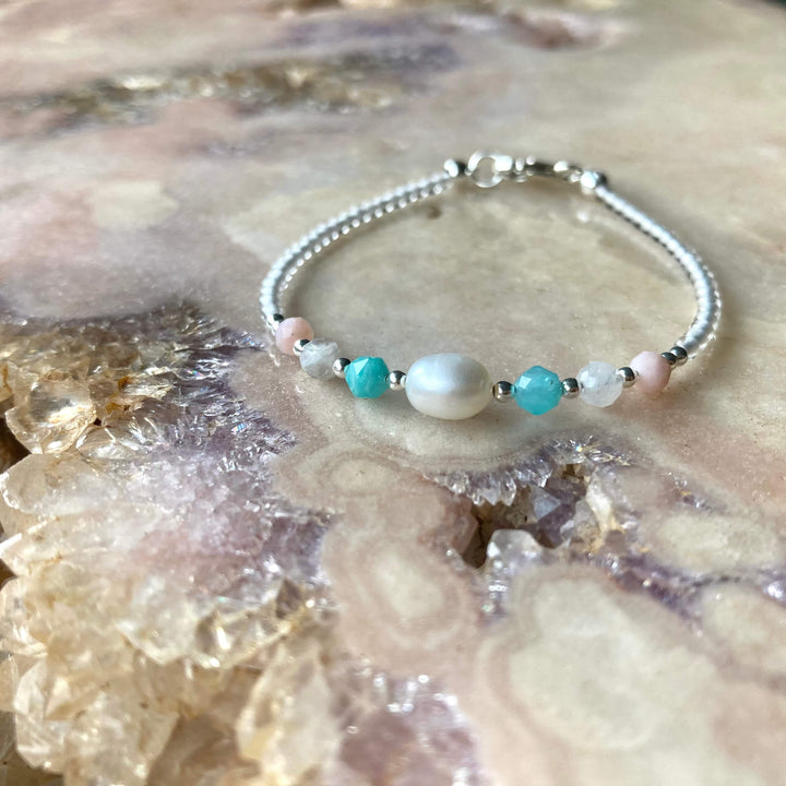 Mumma Who Watches Over Me ladies healing Bracelet