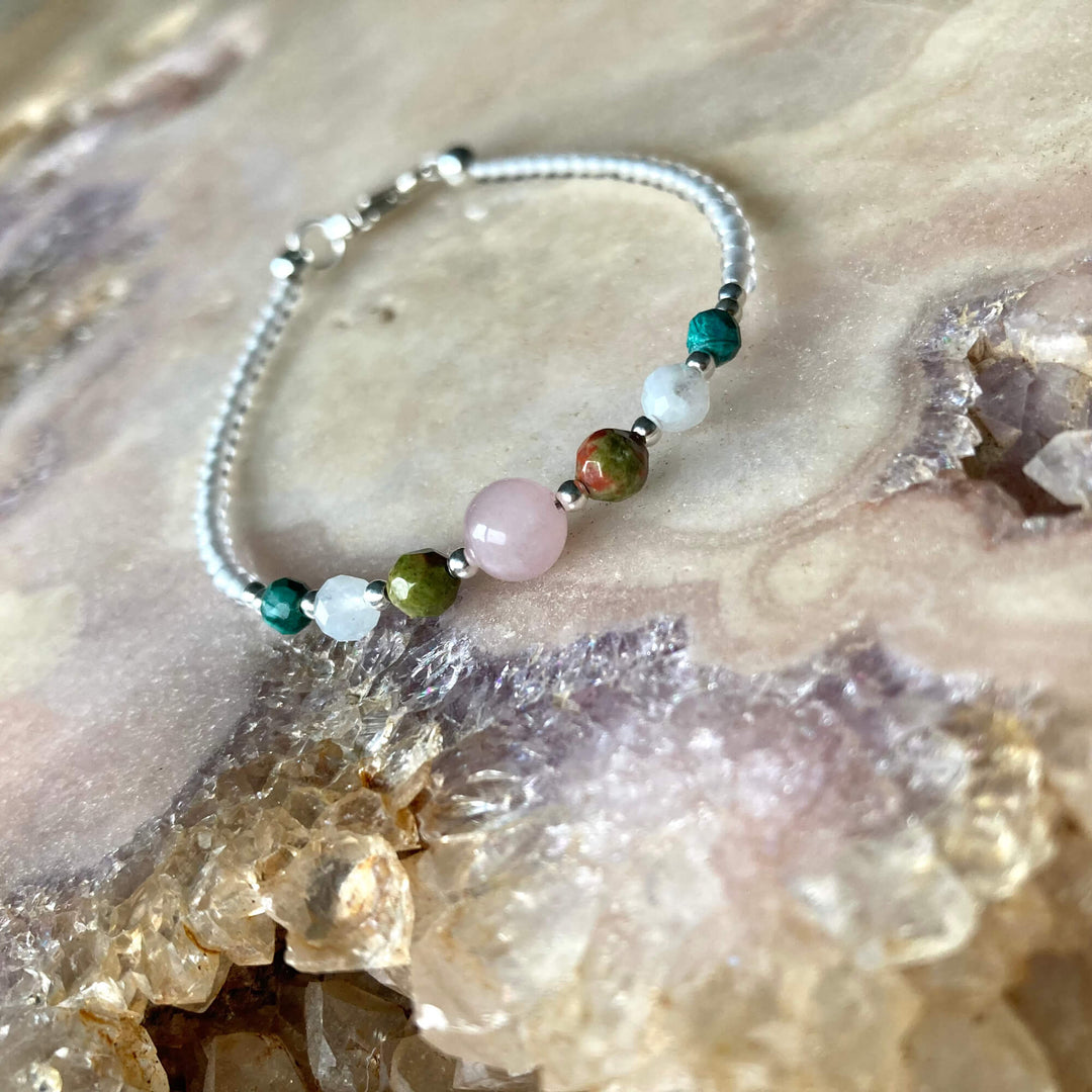 Mumma 2 b crystal healing Bracelet