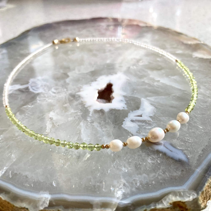 Peridot & Pearl Gold Necklace for healing