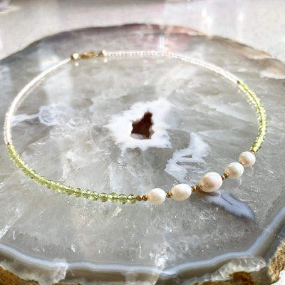 Peridot & Pearl Gold Necklace for healing