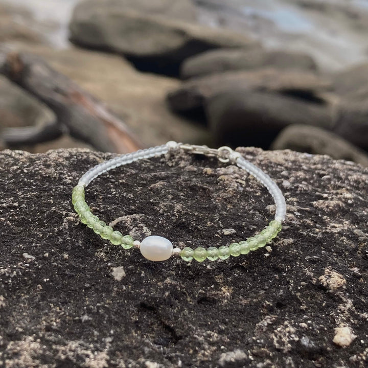 Peridot & Pearl ladies crystal  Bracelet