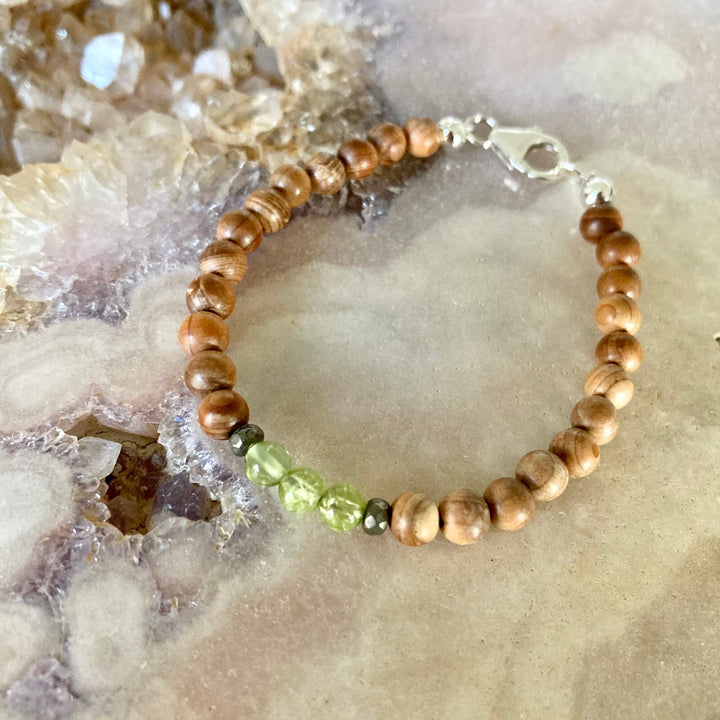 Peridot boys bracelet for august