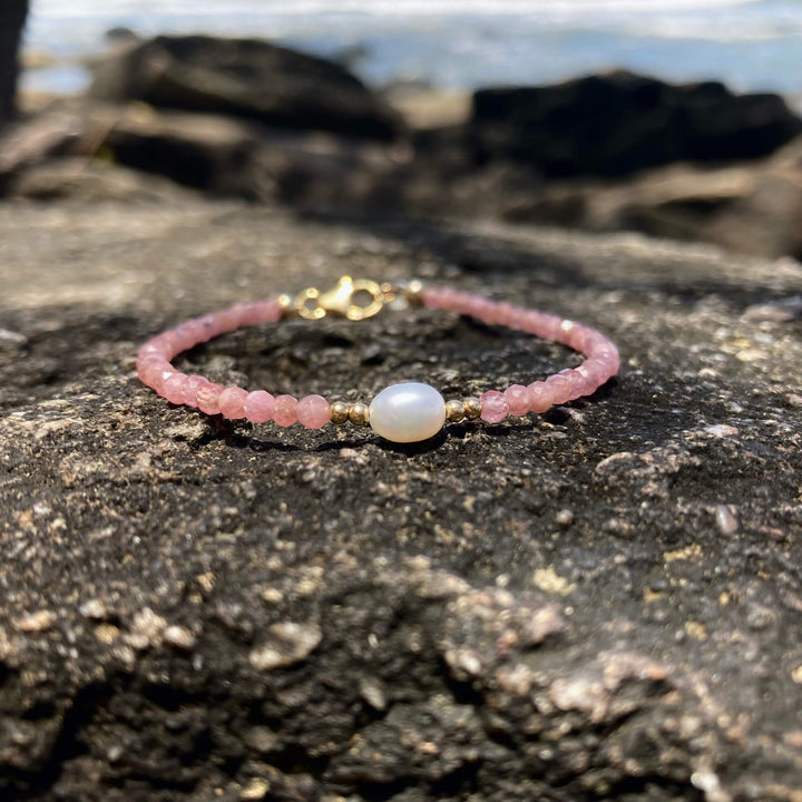 Rhodonite & pearl Gold Healing Crystal Bracelet