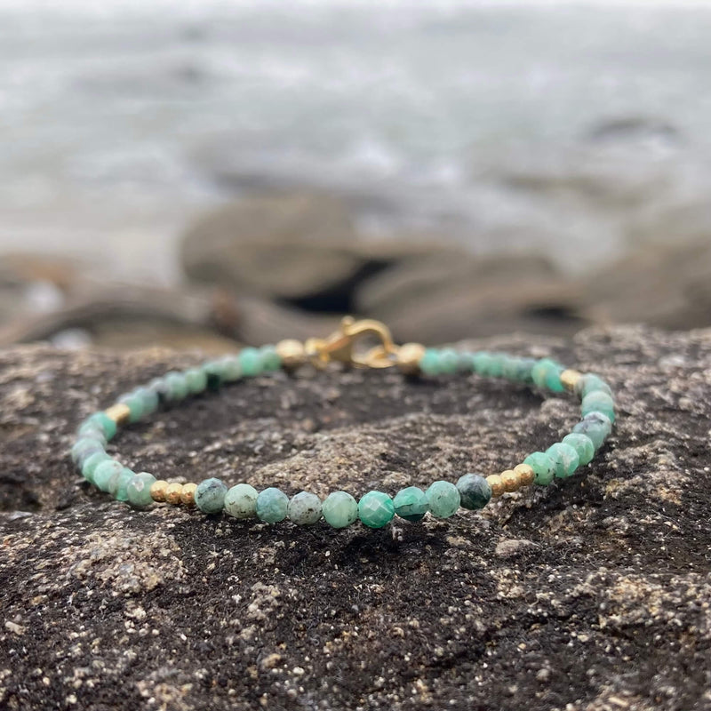 Emerald and gold healing crystal  bracelet